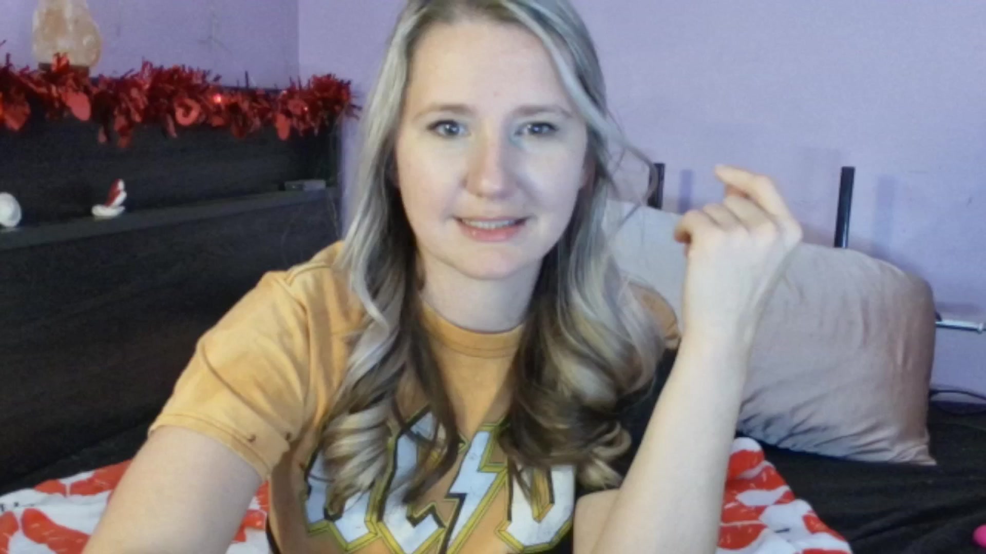 Gallery image thumbnail from EmmaHaze's myfreecams stream on, 02/13/2025, 04:07 image 13 of 20
