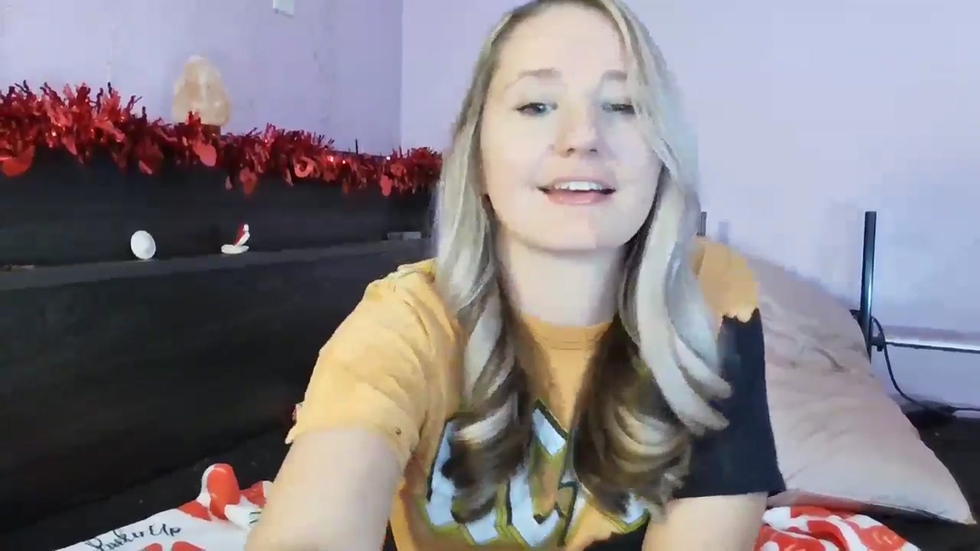 Gallery image thumbnail from EmmaHaze's myfreecams stream on, 02/13/2025, 05:17 image 15 of 20