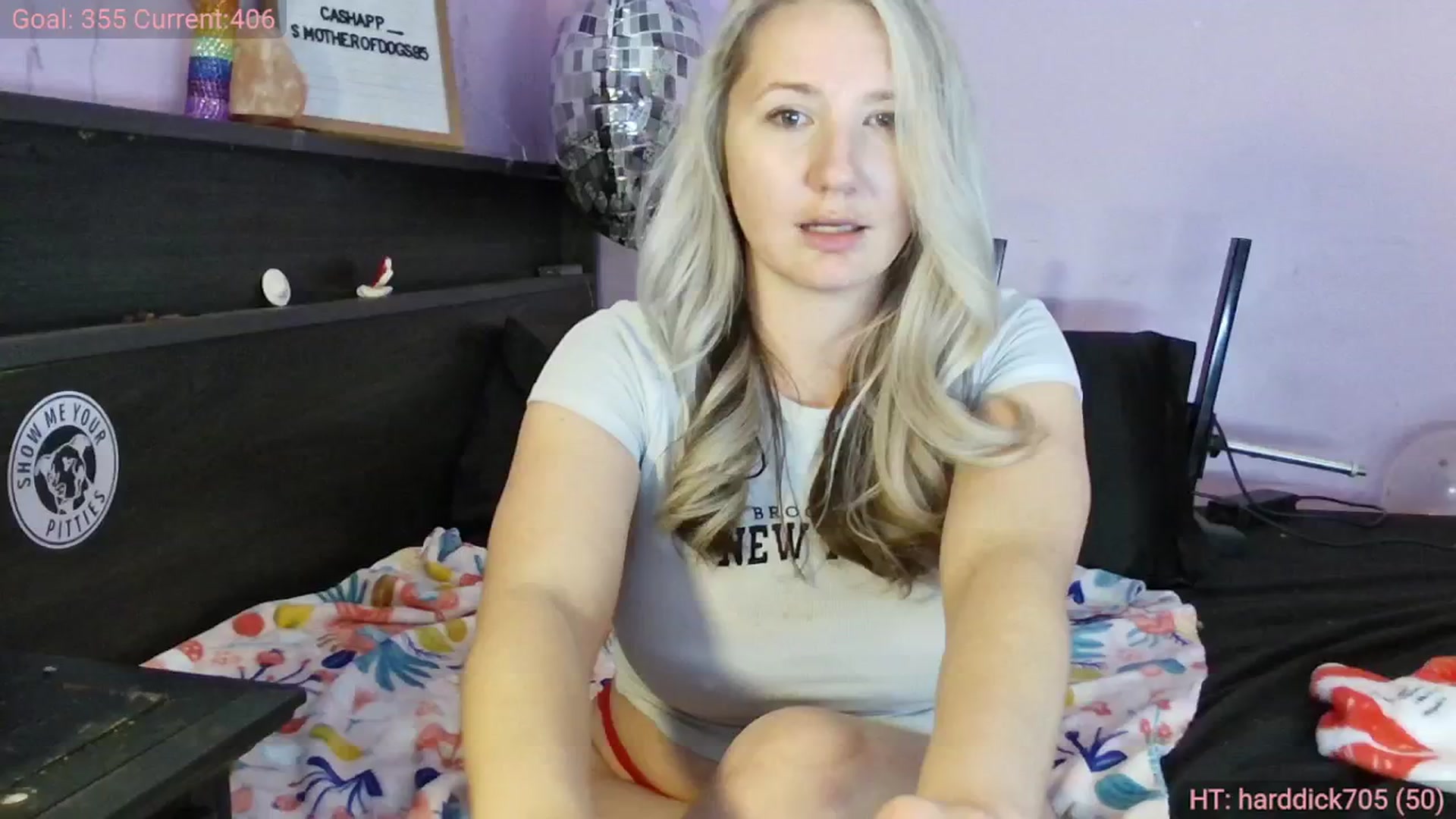 Gallery image thumbnail from EmmaHaze's myfreecams stream on, 02/25/2025, 06:29 image 2 of 20