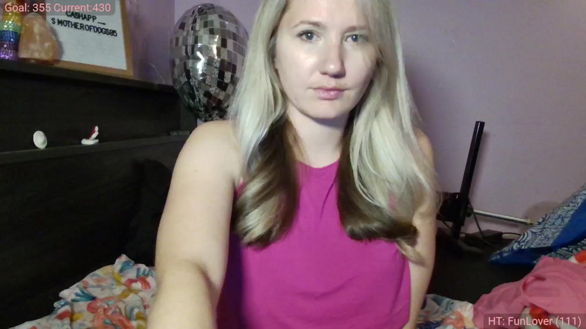 Gallery image thumbnail from EmmaHaze's myfreecams stream on, 02/26/2025, 04:24 image 13 of 20