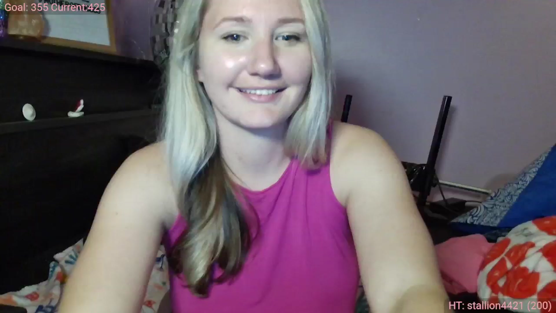 Gallery image thumbnail from EmmaHaze's myfreecams stream on, 02/26/2025, 05:14 image 13 of 20