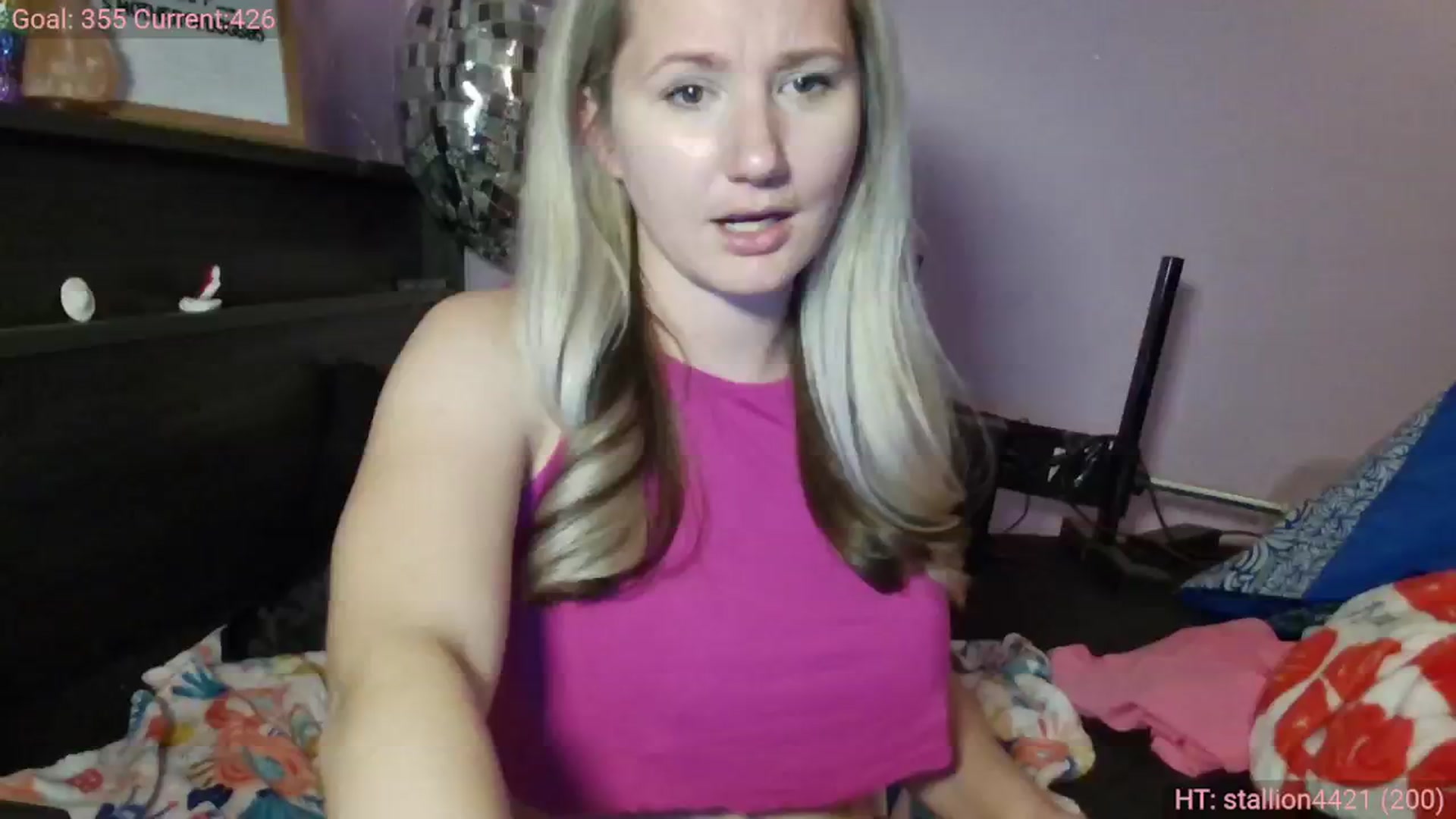 Gallery image thumbnail from EmmaHaze's myfreecams stream on, 02/26/2025, 05:14 image 19 of 20