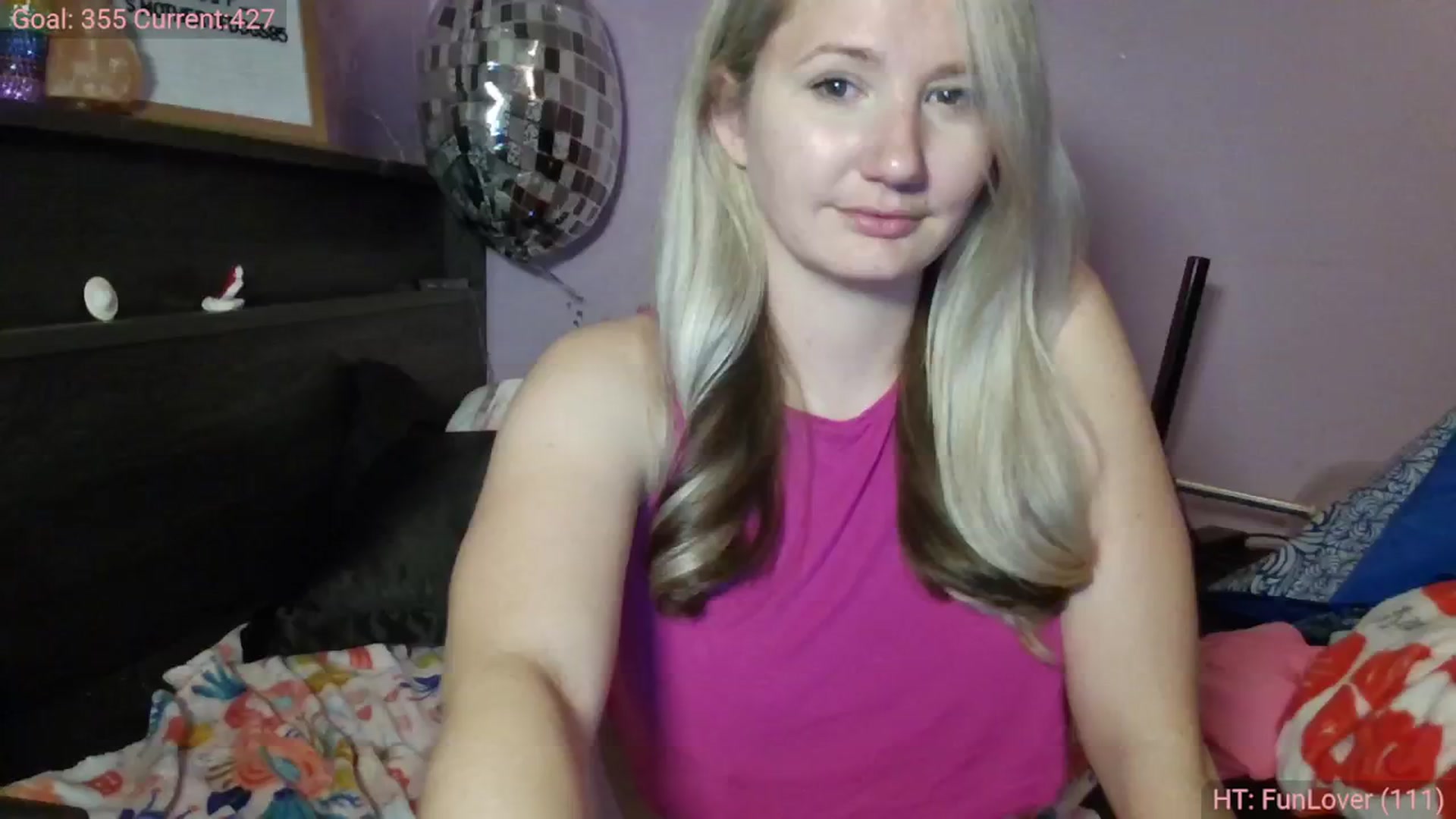Gallery image thumbnail from EmmaHaze's myfreecams stream on, 02/26/2025, 05:14 image 4 of 20
