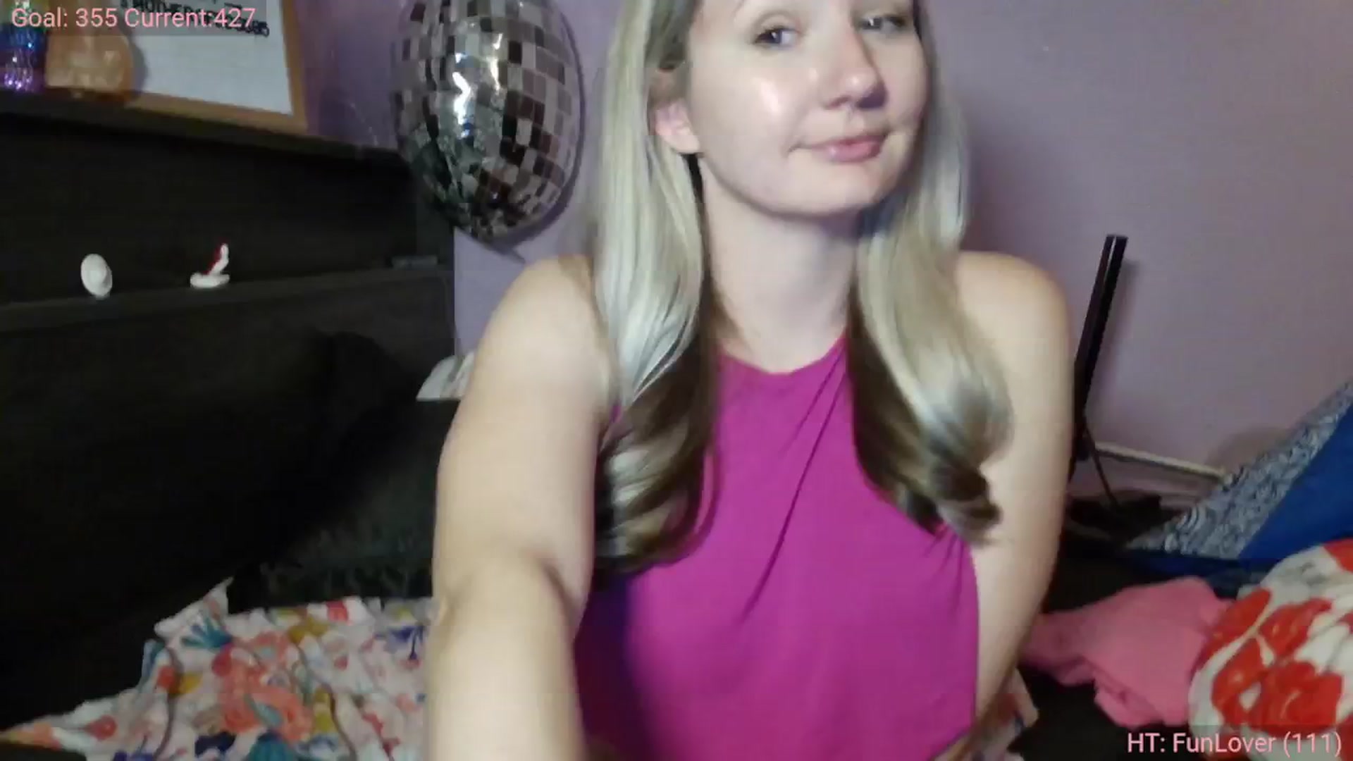 Gallery image thumbnail from EmmaHaze's myfreecams stream on, 02/26/2025, 05:14 image 6 of 20