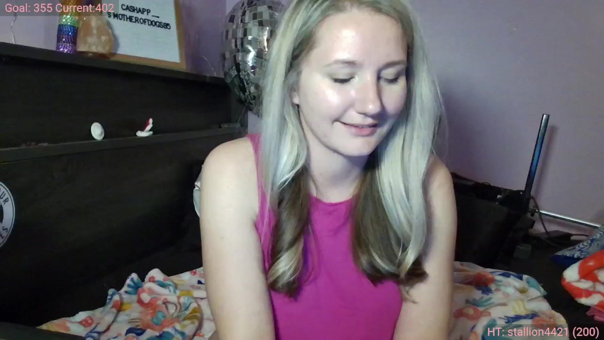 Gallery image thumbnail from EmmaHaze's myfreecams stream on, 02/26/2025, 06:32 image 4 of 20