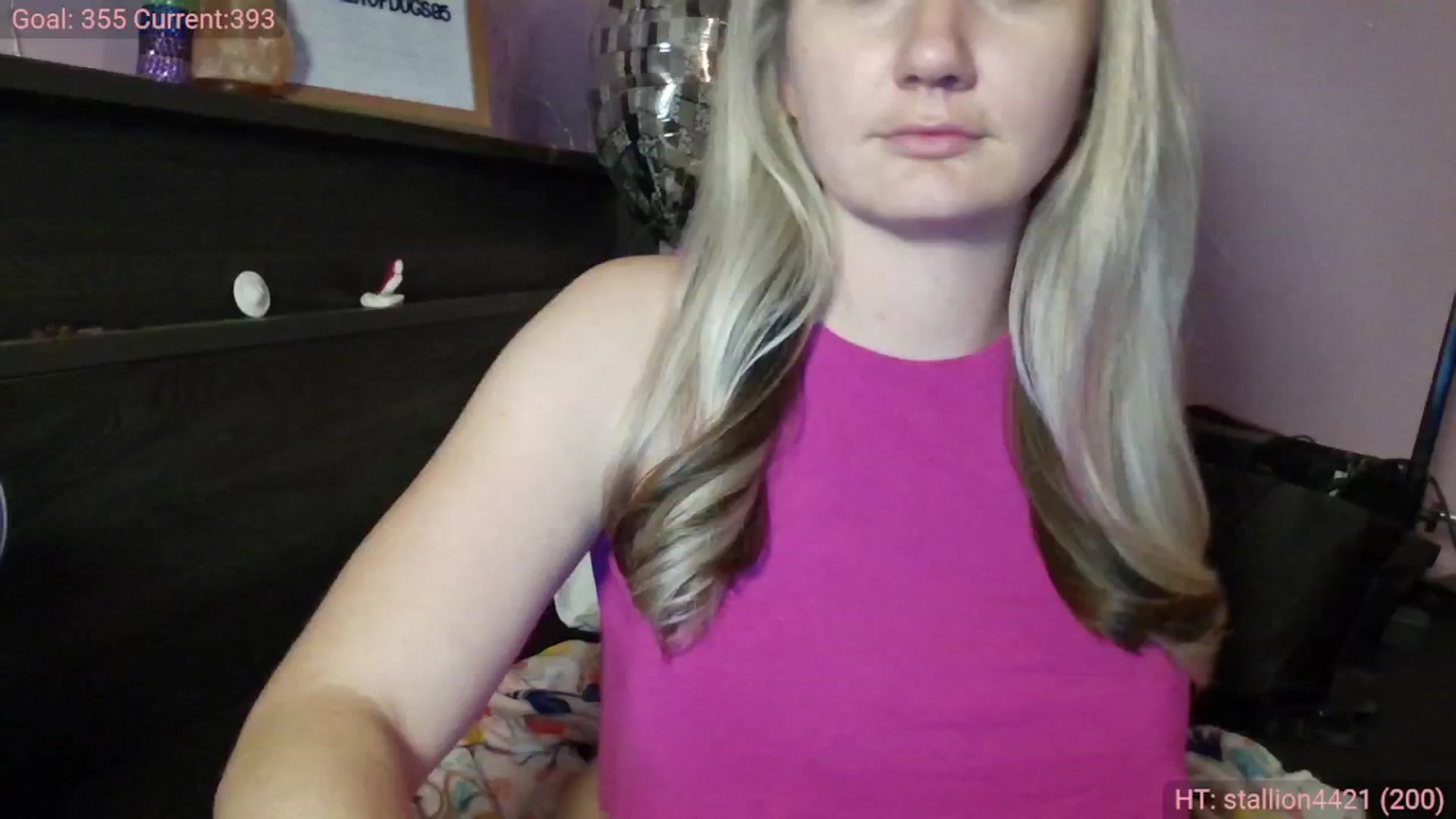 Gallery image thumbnail from EmmaHaze's myfreecams stream on, 02/26/2025, 07:00 image 10 of 20