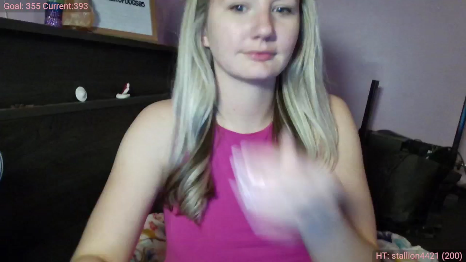 Gallery image thumbnail from EmmaHaze's myfreecams stream on, 02/26/2025, 07:00 image 14 of 20