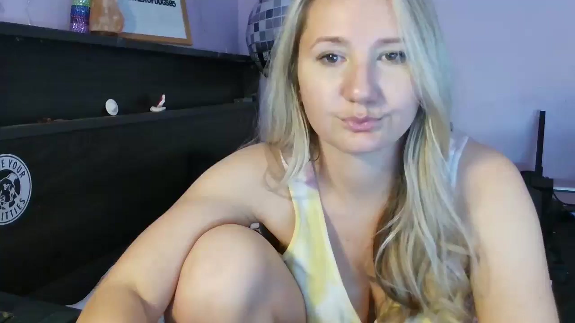 Gallery image thumbnail from EmmaHaze's myfreecams stream on, 02/28/2025, 07:14 image 1 of 20
