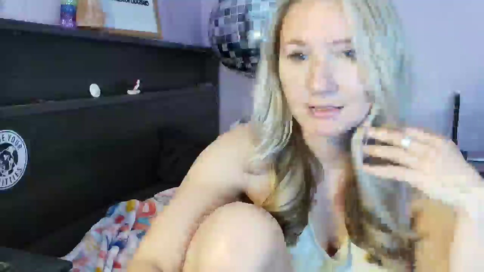 Gallery image thumbnail from EmmaHaze's myfreecams stream on, 02/28/2025, 07:14 image 6 of 20