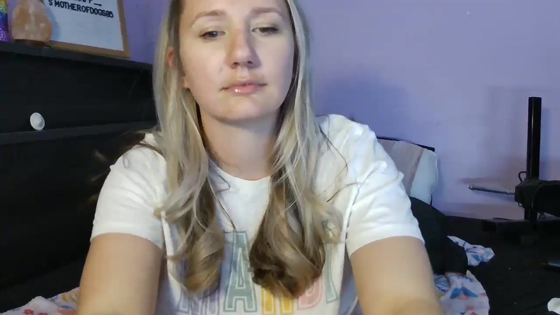 Gallery image thumbnail from EmmaHaze's myfreecams stream on, 03/05/2025, 07:25 image 10 of 20