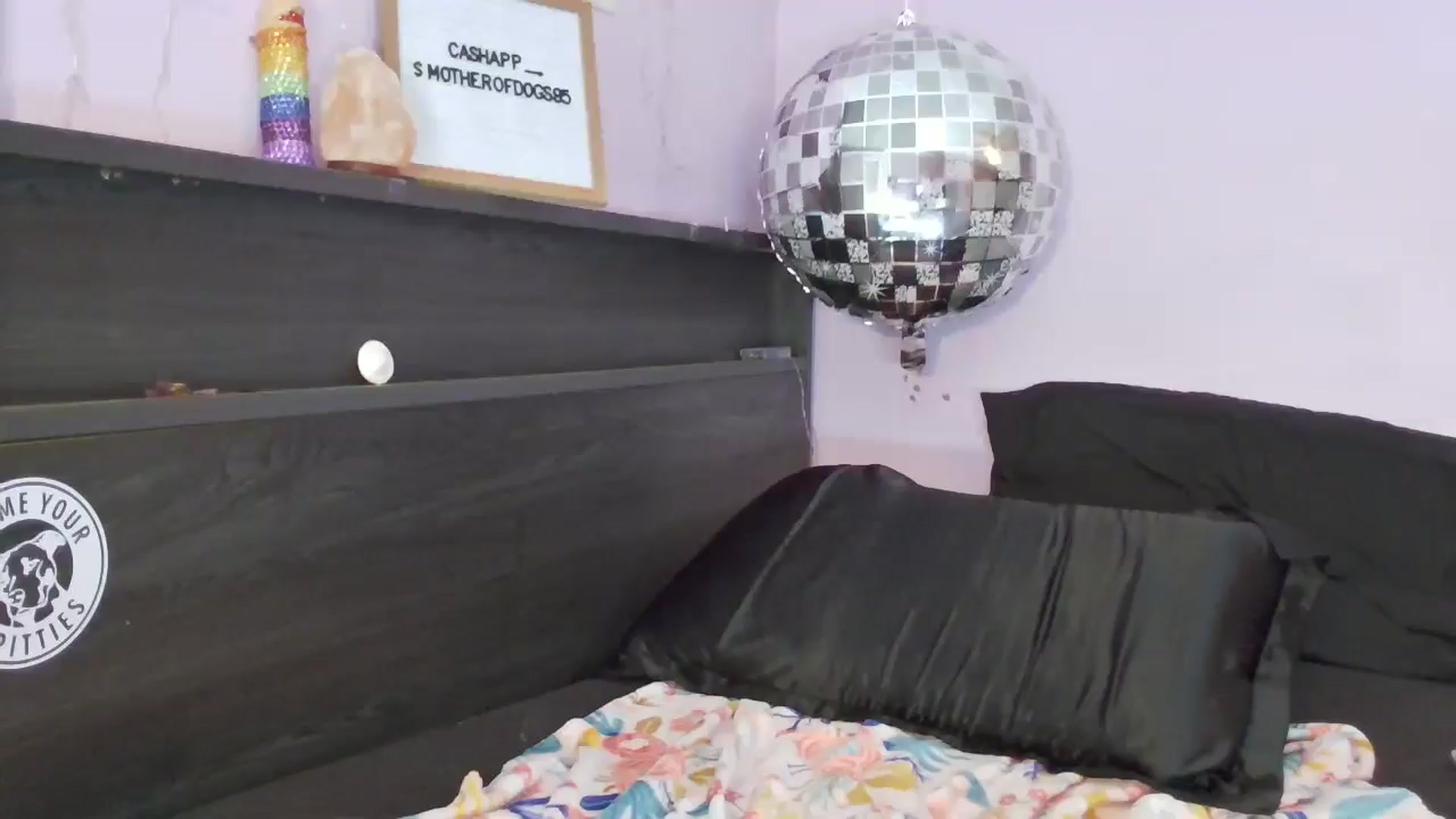 Gallery image thumbnail from EmmaHaze's myfreecams stream on, 03/06/2025, 06:18 image 2 of 20