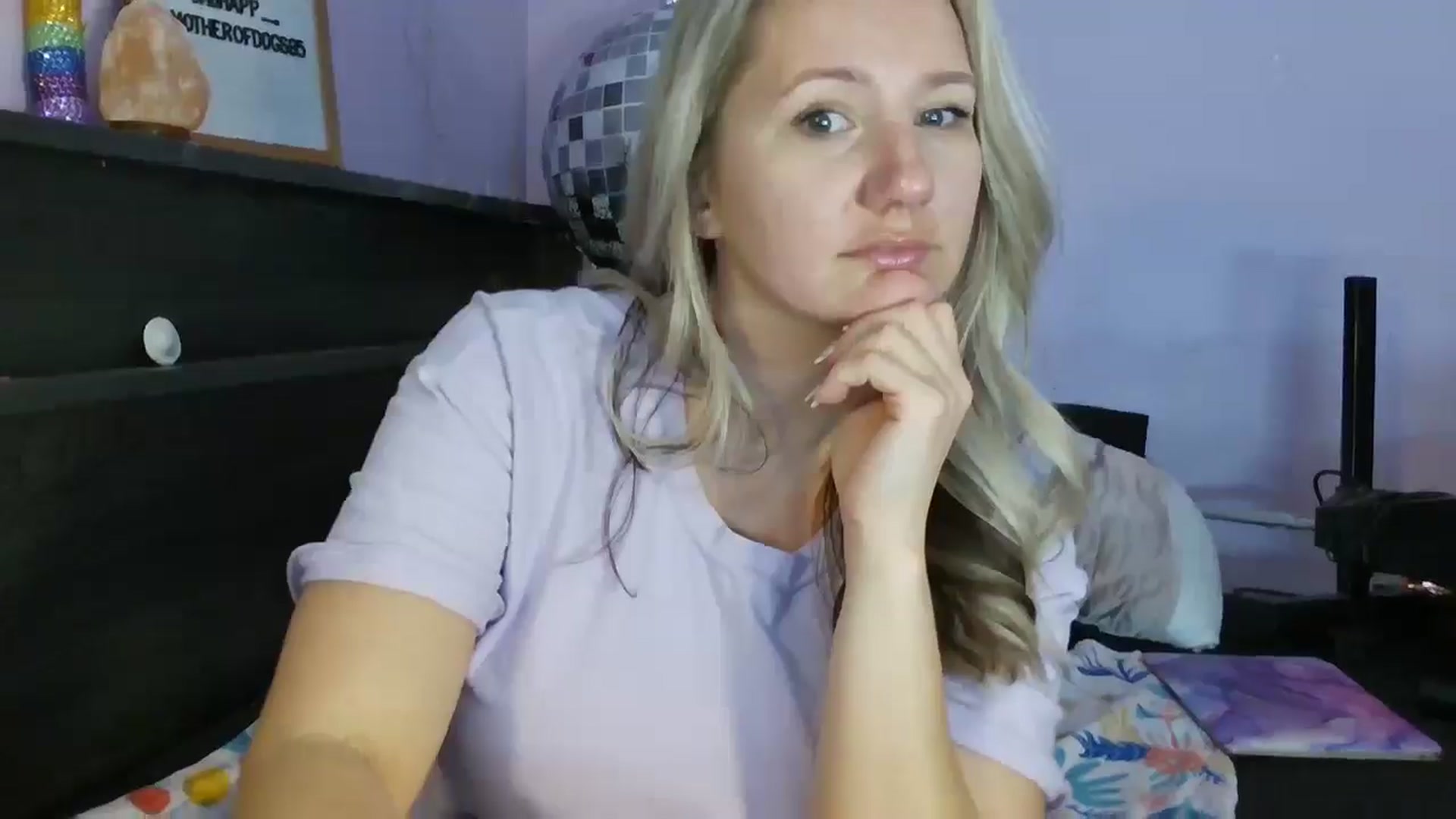 Gallery image thumbnail from EmmaHaze's myfreecams stream on, 03/07/2025, 06:53 image 20 of 20