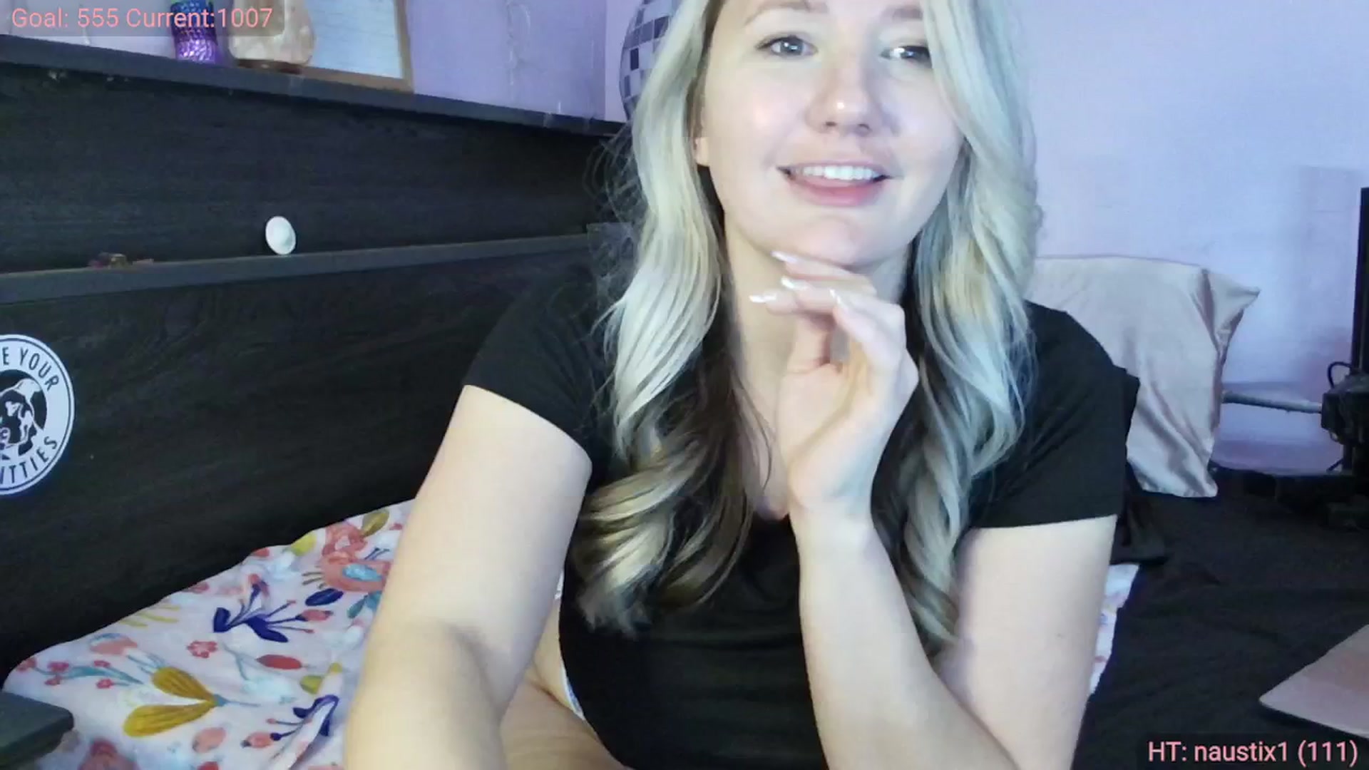 Gallery image thumbnail from EmmaHaze's myfreecams stream on, 03/08/2025, 08:10 image 1 of 20