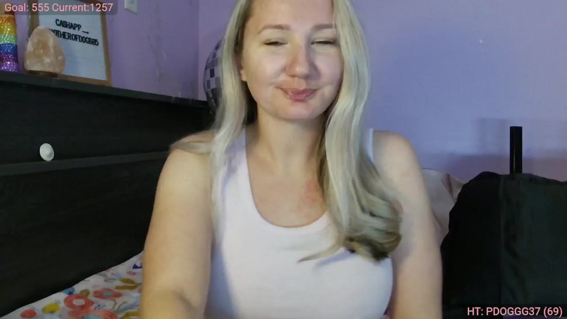 Gallery image thumbnail from EmmaHaze's myfreecams stream on, 03/10/2025, 03:24 image 4 of 20