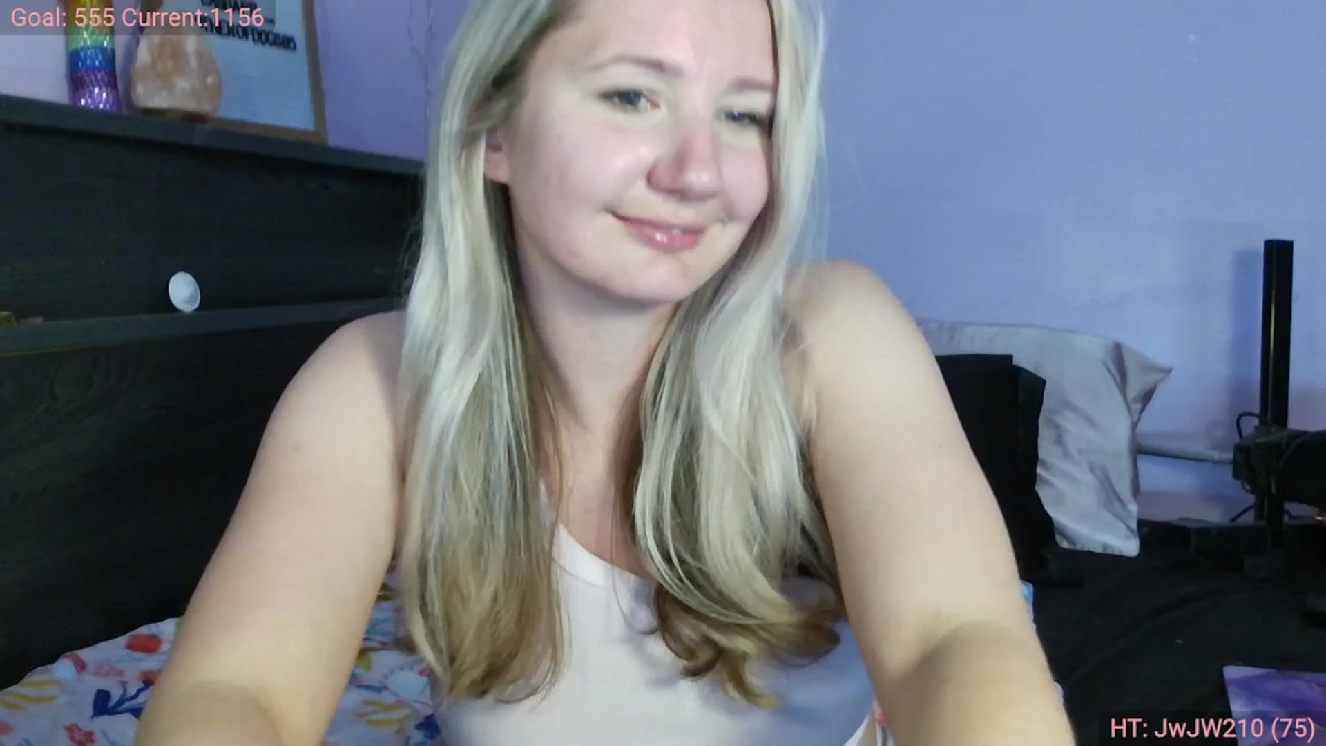 Gallery image thumbnail from EmmaHaze's myfreecams stream on, 03/10/2025, 04:15 image 13 of 20
