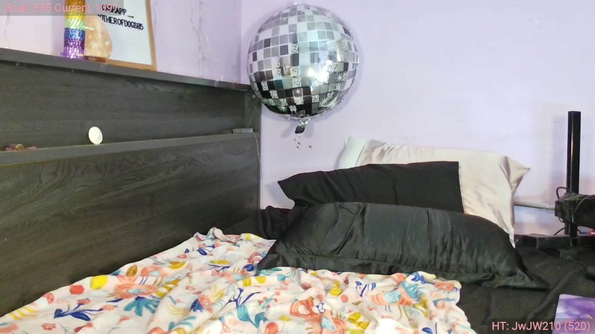 Gallery image thumbnail from EmmaHaze's myfreecams stream on, 03/10/2025, 07:23 image 3 of 20