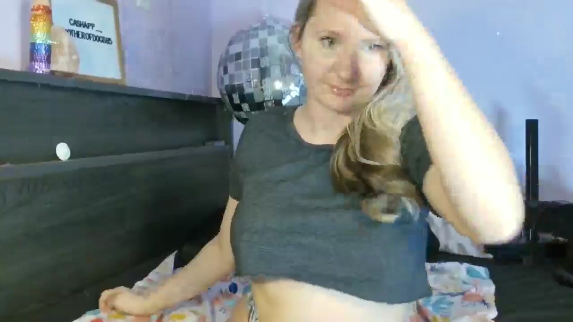 Gallery image thumbnail from EmmaHaze's myfreecams stream on, 03/12/2025, 03:35 image 6 of 20