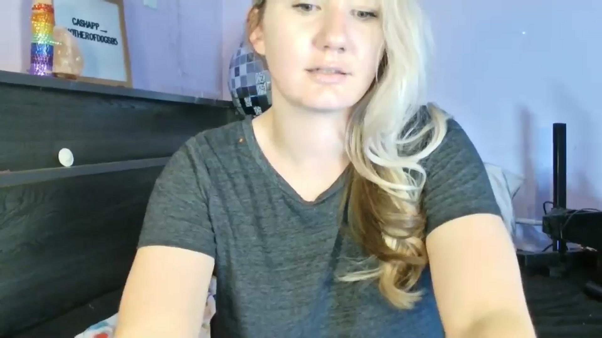 Gallery image thumbnail from EmmaHaze's myfreecams stream on, 03/12/2025, 03:35 image 4 of 20