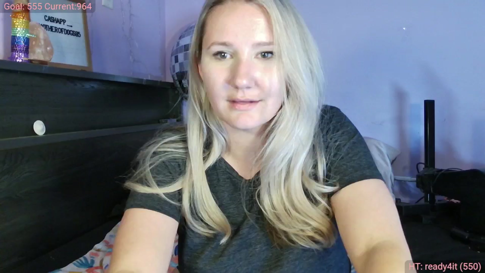 Gallery image thumbnail from EmmaHaze's myfreecams stream on, 03/12/2025, 04:53 image 13 of 20