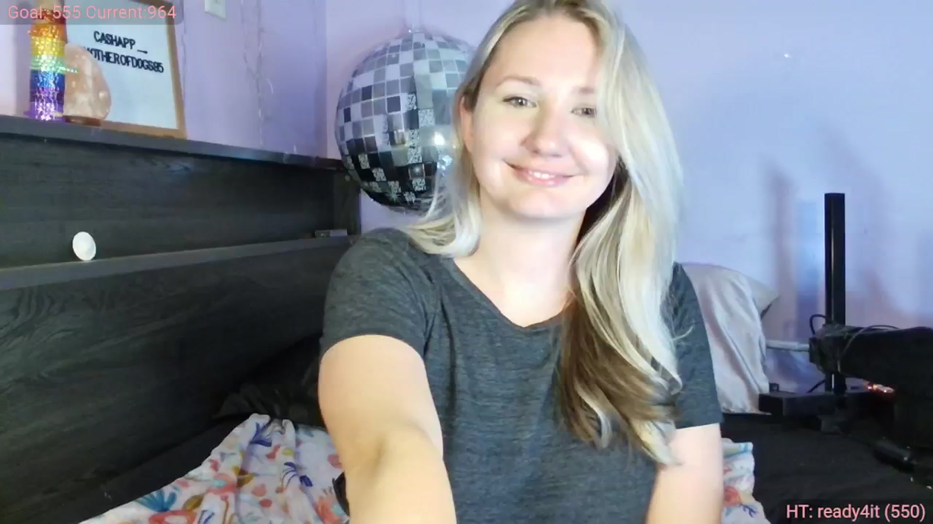 Gallery image thumbnail from EmmaHaze's myfreecams stream on, 03/12/2025, 04:53 image 16 of 20
