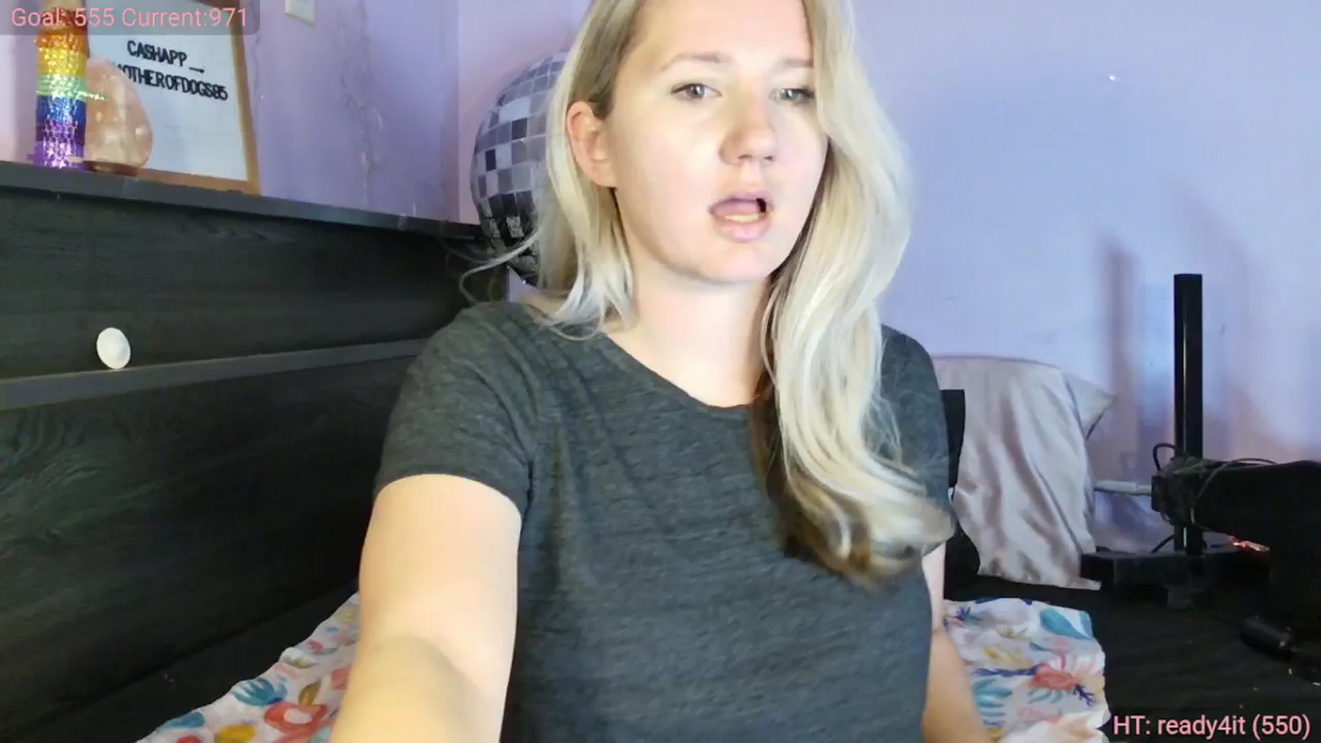 Gallery image thumbnail from EmmaHaze's myfreecams stream on, 03/12/2025, 04:53 image 1 of 20