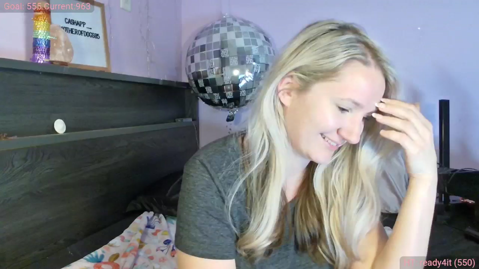 Gallery image thumbnail from EmmaHaze's myfreecams stream on, 03/12/2025, 04:53 image 20 of 20
