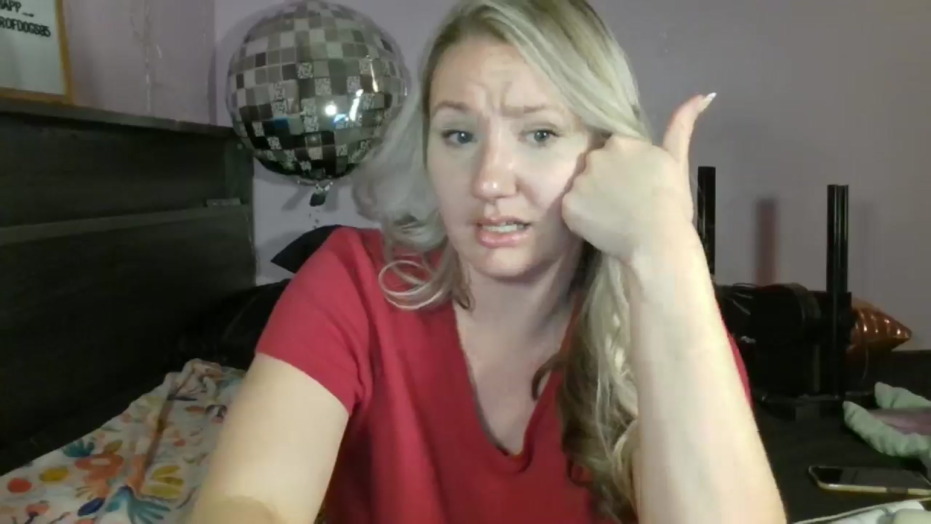 Gallery image thumbnail from EmmaHaze's myfreecams stream on, 03/13/2025, 04:04 image 7 of 20
