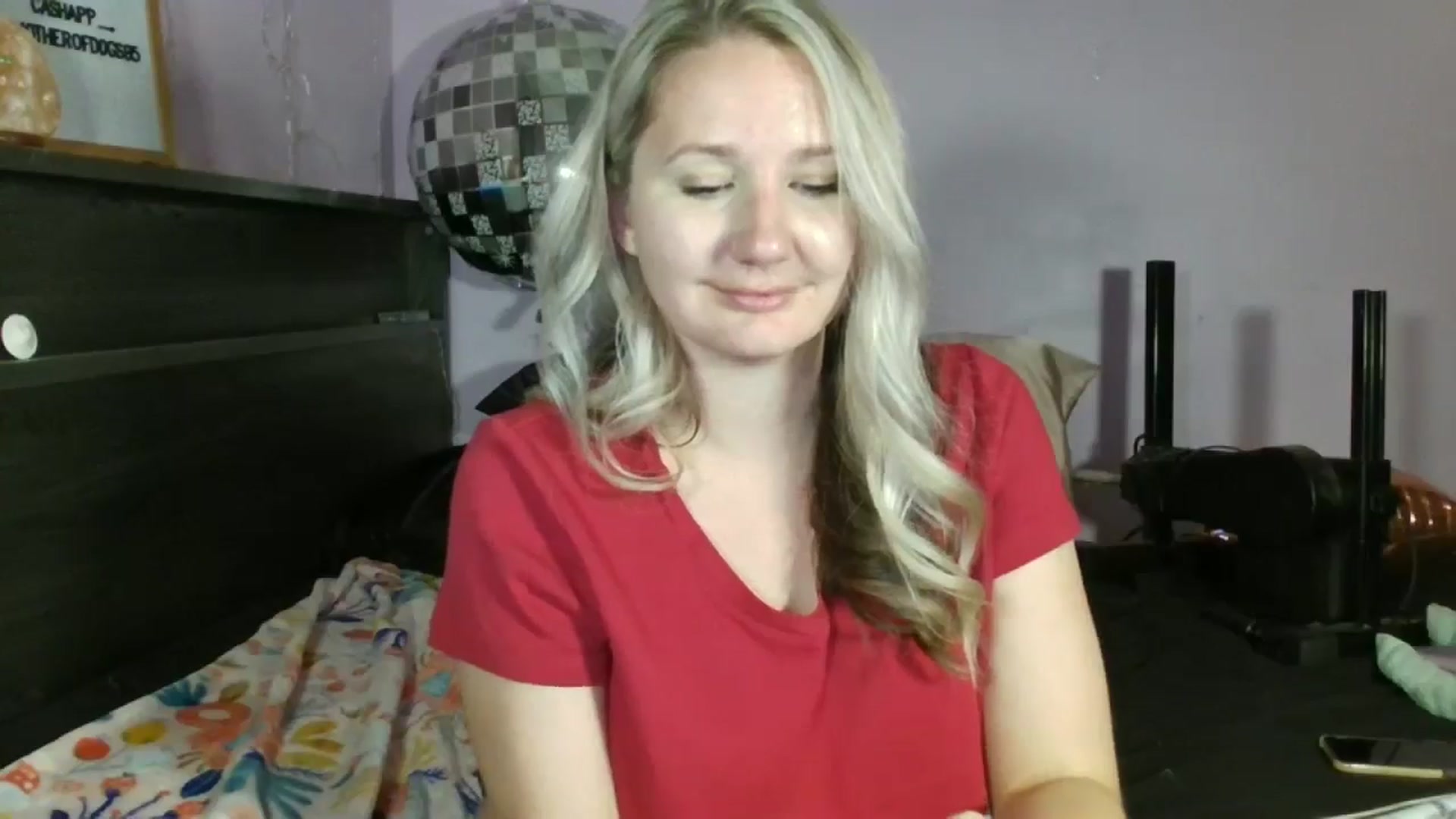Gallery image thumbnail from EmmaHaze's myfreecams stream on, 03/13/2025, 04:04 image 10 of 20