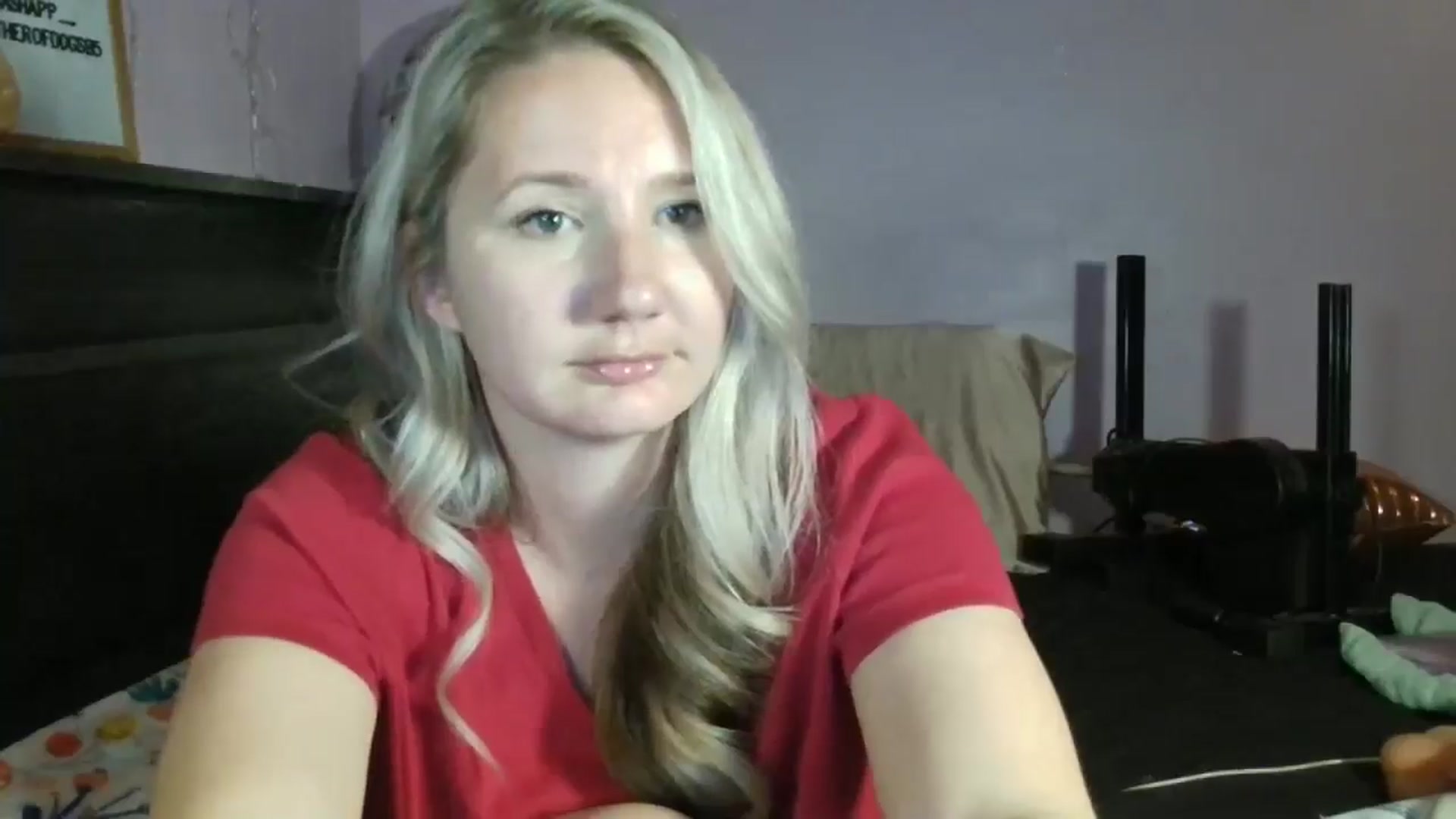 Gallery image thumbnail from EmmaHaze's myfreecams stream on, 03/13/2025, 05:04 image 13 of 20