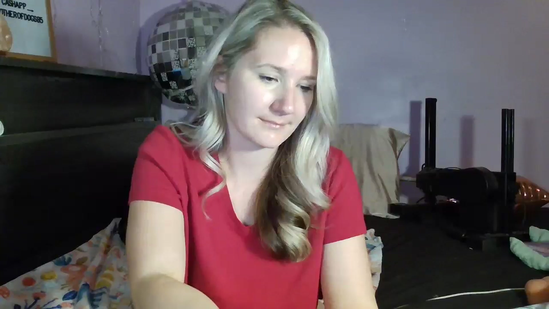 Gallery image thumbnail from EmmaHaze's myfreecams stream on, 03/13/2025, 05:04 image 11 of 20