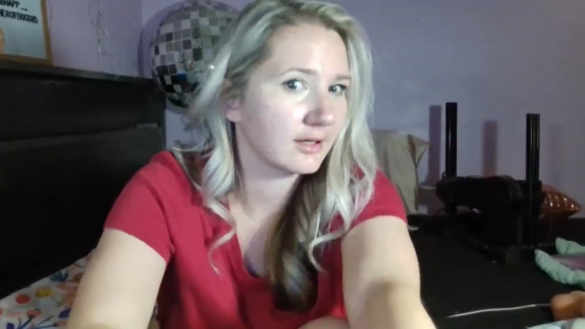Gallery image thumbnail from EmmaHaze's myfreecams stream on, 03/13/2025, 05:04 image 20 of 20