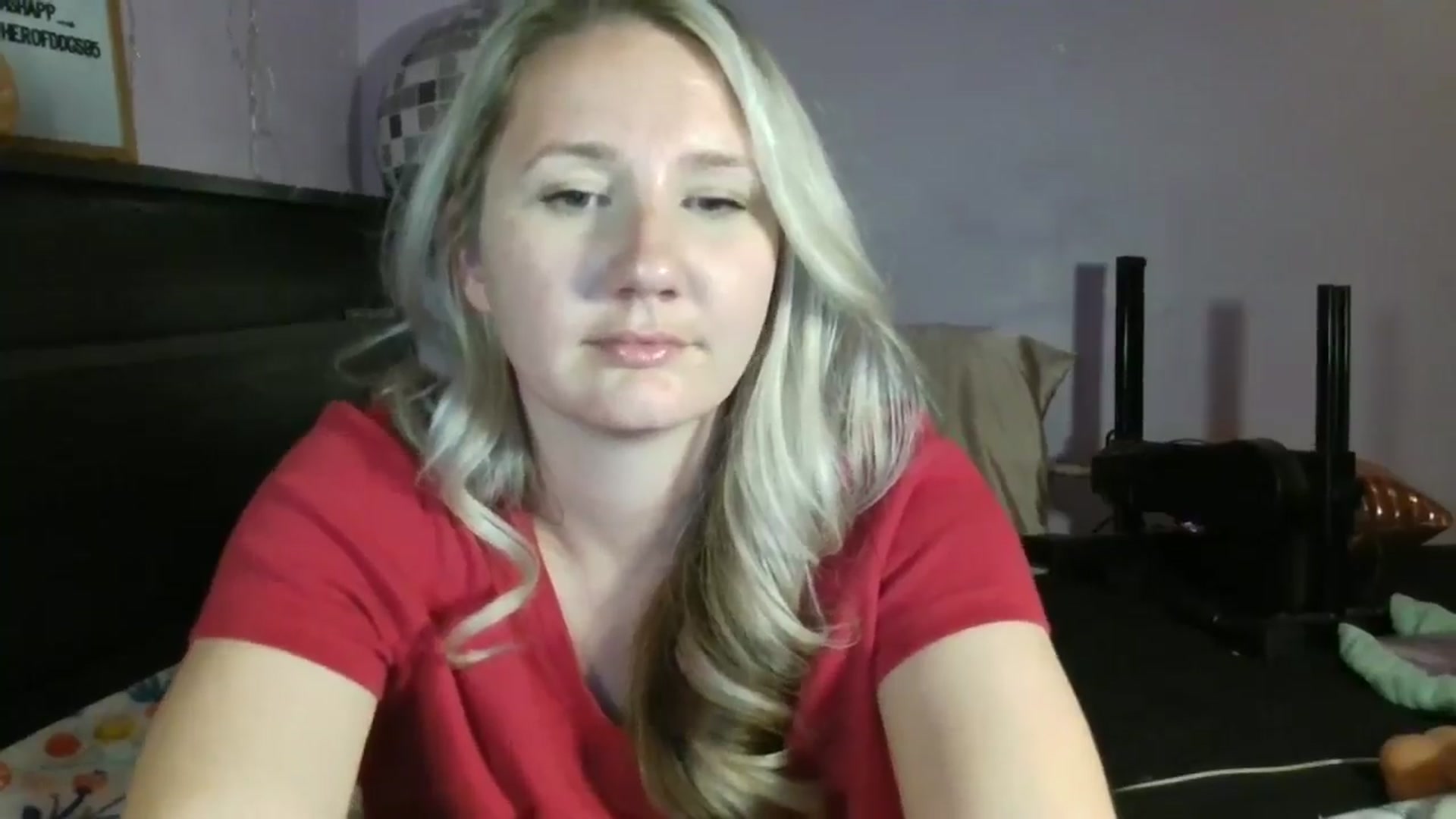 Gallery image thumbnail from EmmaHaze's myfreecams stream on, 03/13/2025, 05:04 image 12 of 20