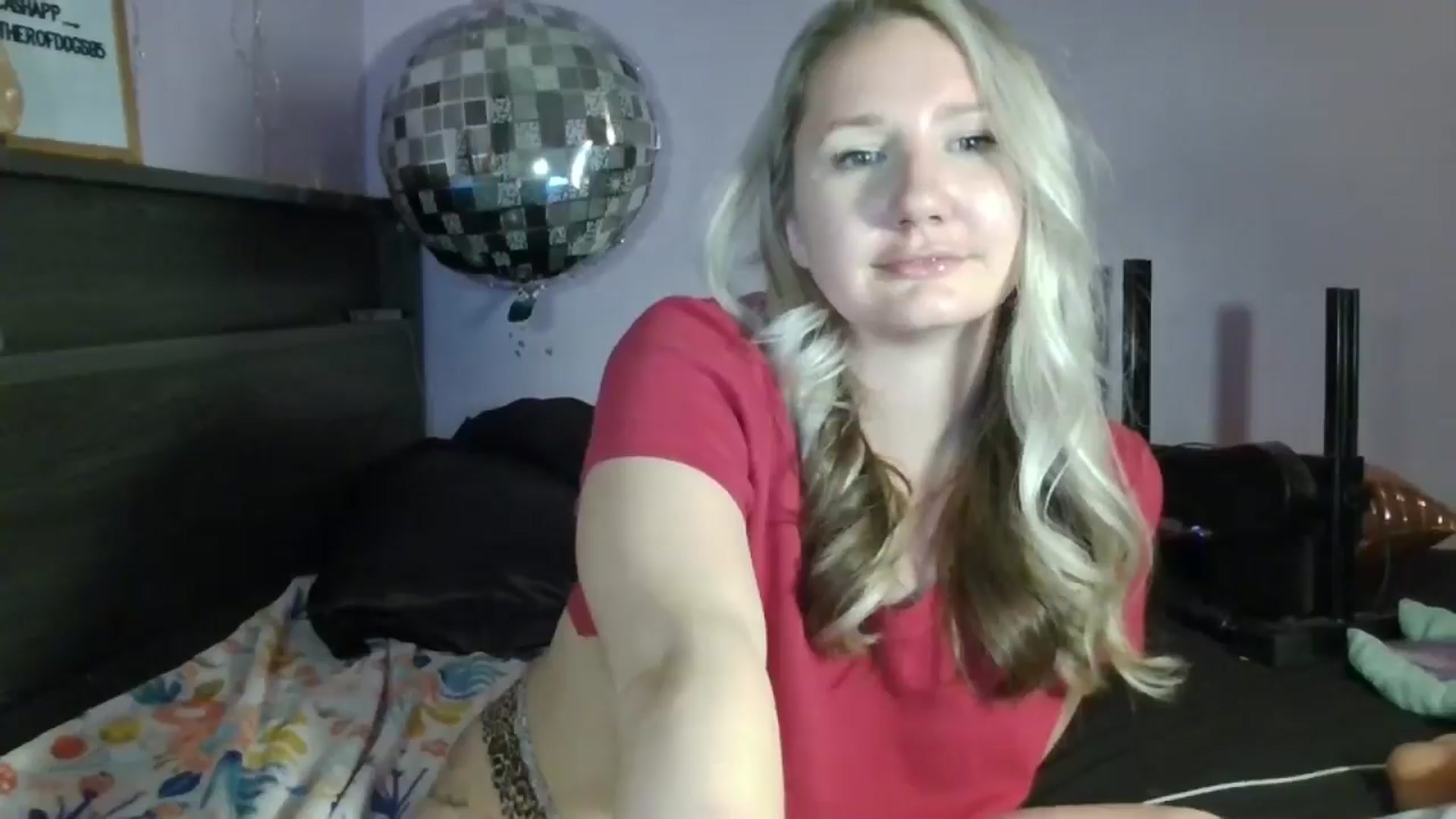 Gallery image thumbnail from EmmaHaze's myfreecams stream on, 03/13/2025, 05:04 image 2 of 20