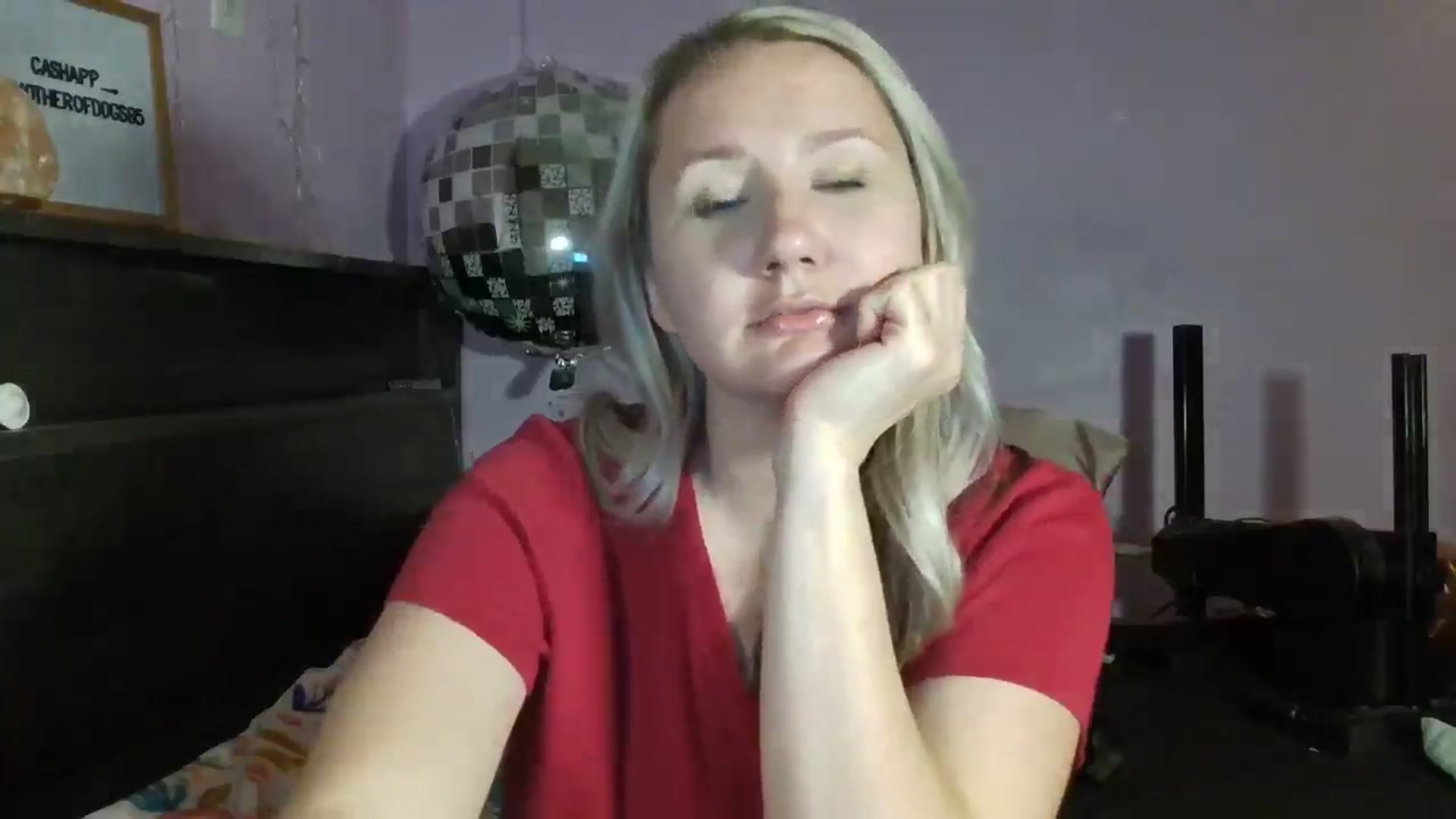Gallery image thumbnail from EmmaHaze's myfreecams stream on, 03/13/2025, 05:50 image 8 of 20