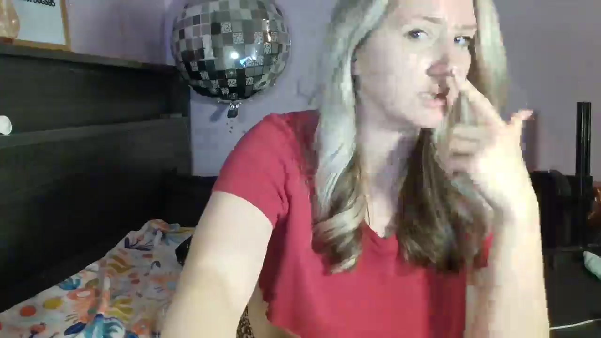 Gallery image thumbnail from EmmaHaze's myfreecams stream on, 03/13/2025, 06:01 image 12 of 20
