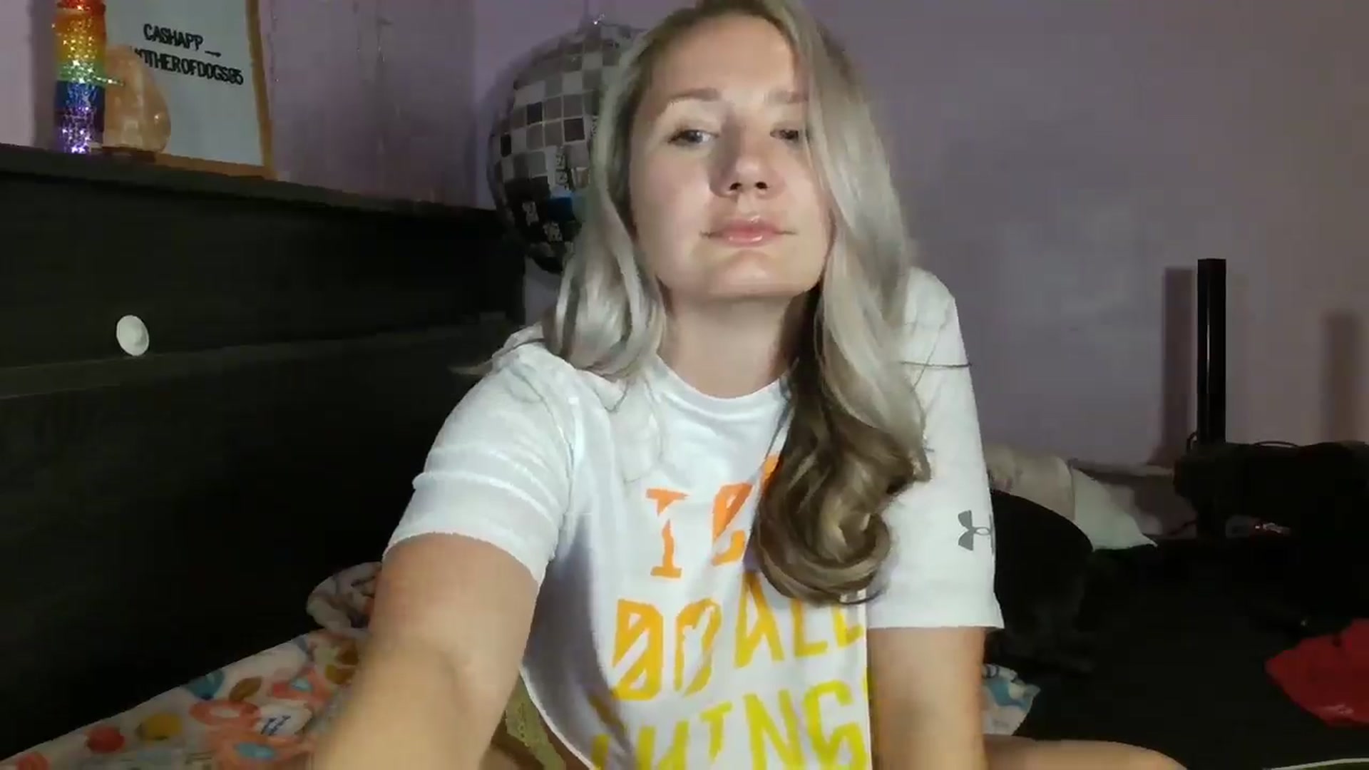 Gallery image thumbnail from EmmaHaze's myfreecams stream on, 03/17/2025, 04:03 image 2 of 20