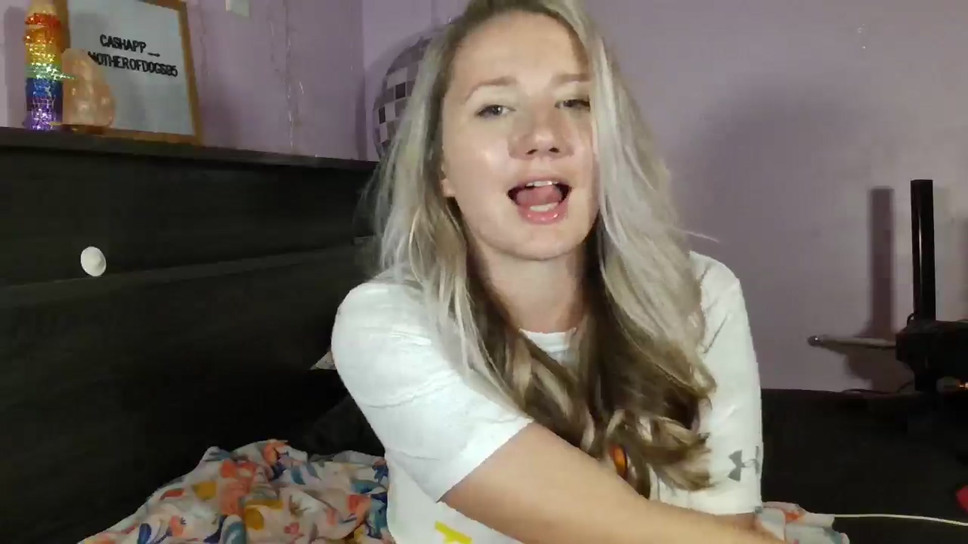 Gallery image thumbnail from EmmaHaze's myfreecams stream on, 03/17/2025, 05:29 image 5 of 20