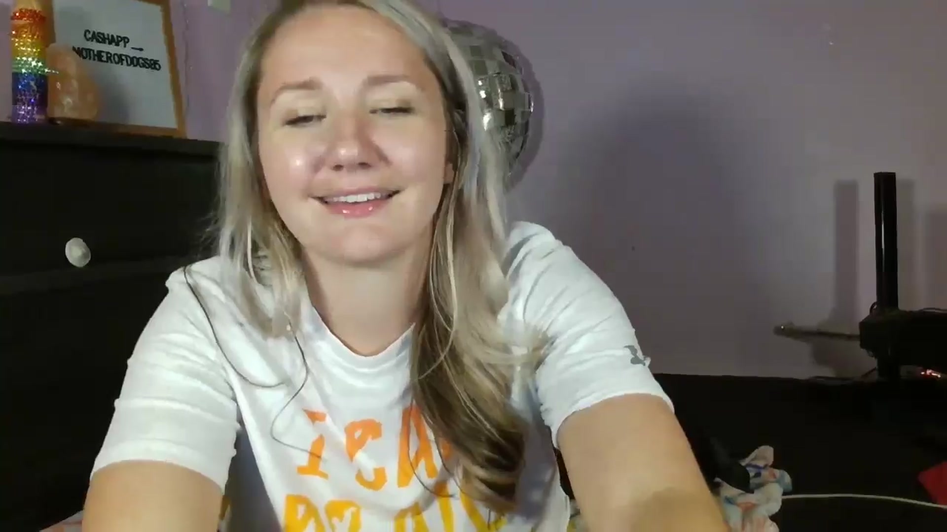 Gallery image thumbnail from EmmaHaze's myfreecams stream on, 03/17/2025, 05:29 image 11 of 20