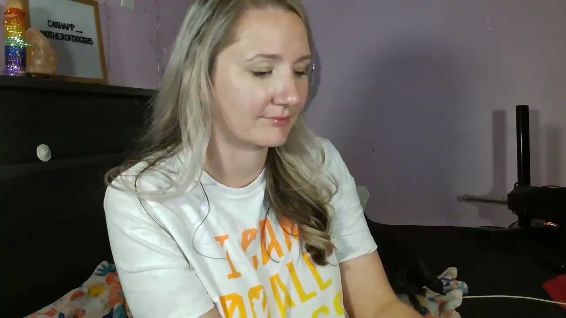Gallery image thumbnail from EmmaHaze's myfreecams stream on, 03/17/2025, 05:29 image 12 of 20