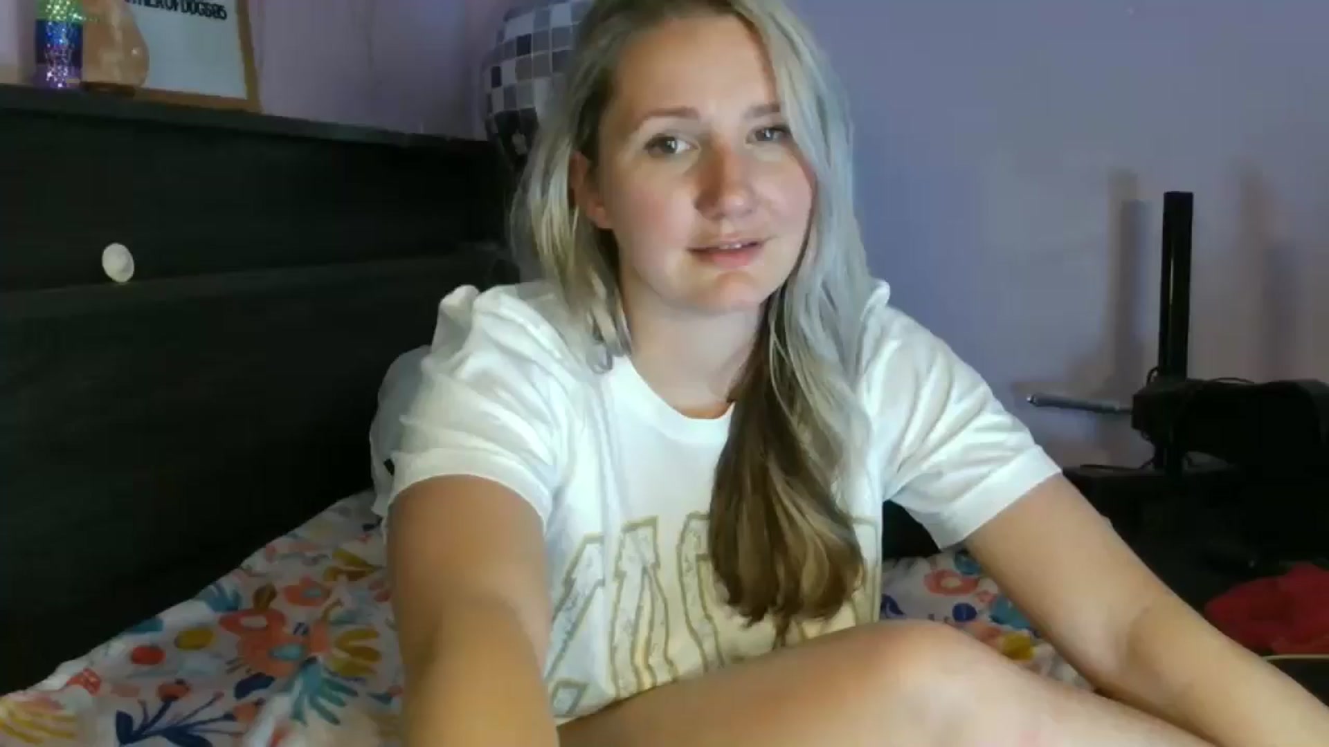 Gallery image thumbnail from EmmaHaze's myfreecams stream on, 03/18/2025, 06:49 image 6 of 20