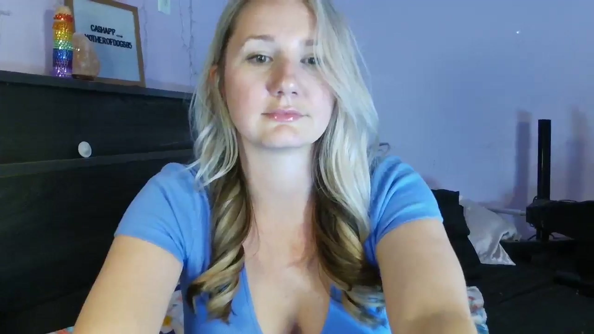 Gallery image thumbnail from EmmaHaze's myfreecams stream on, 03/19/2025, 04:52 image 19 of 20