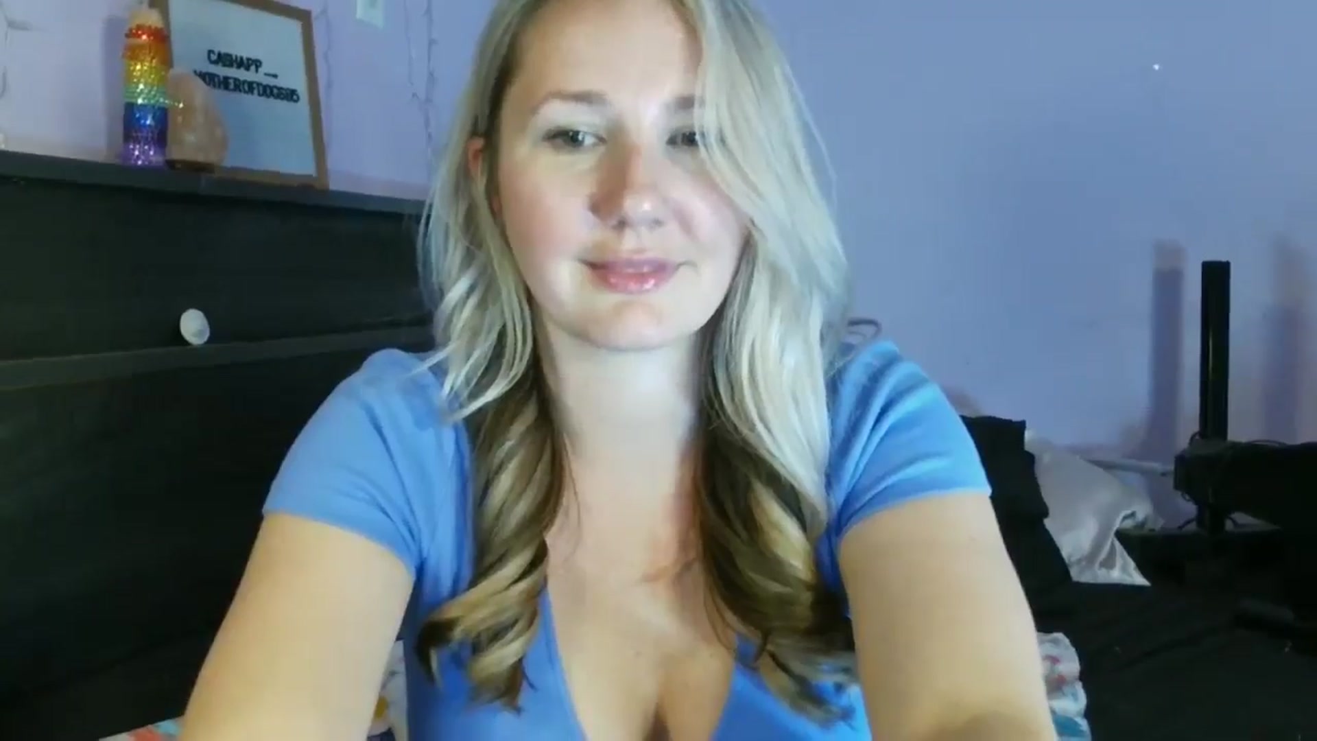Gallery image thumbnail from EmmaHaze's myfreecams stream on, 03/19/2025, 04:52 image 20 of 20