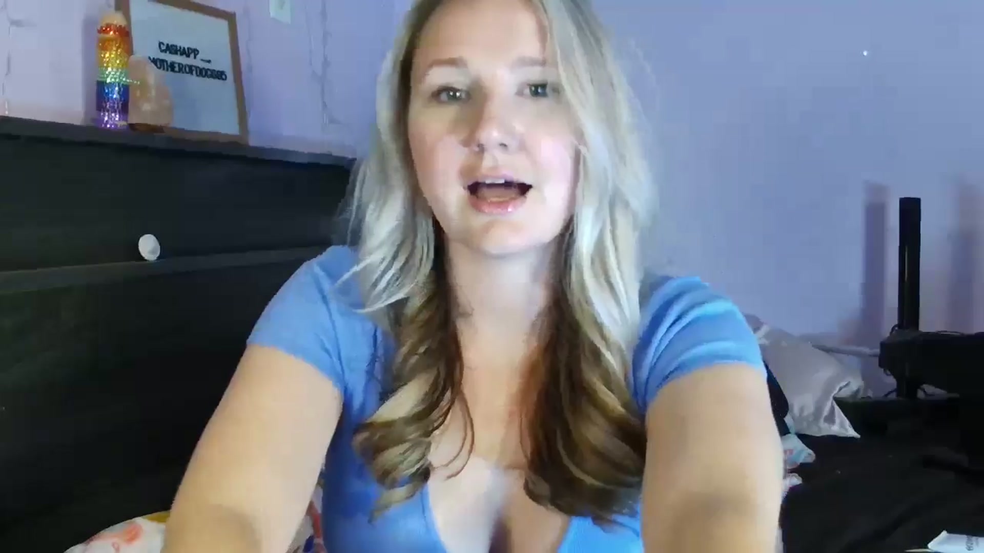 Gallery image thumbnail from EmmaHaze's myfreecams stream on, 03/19/2025, 05:11 image 11 of 20