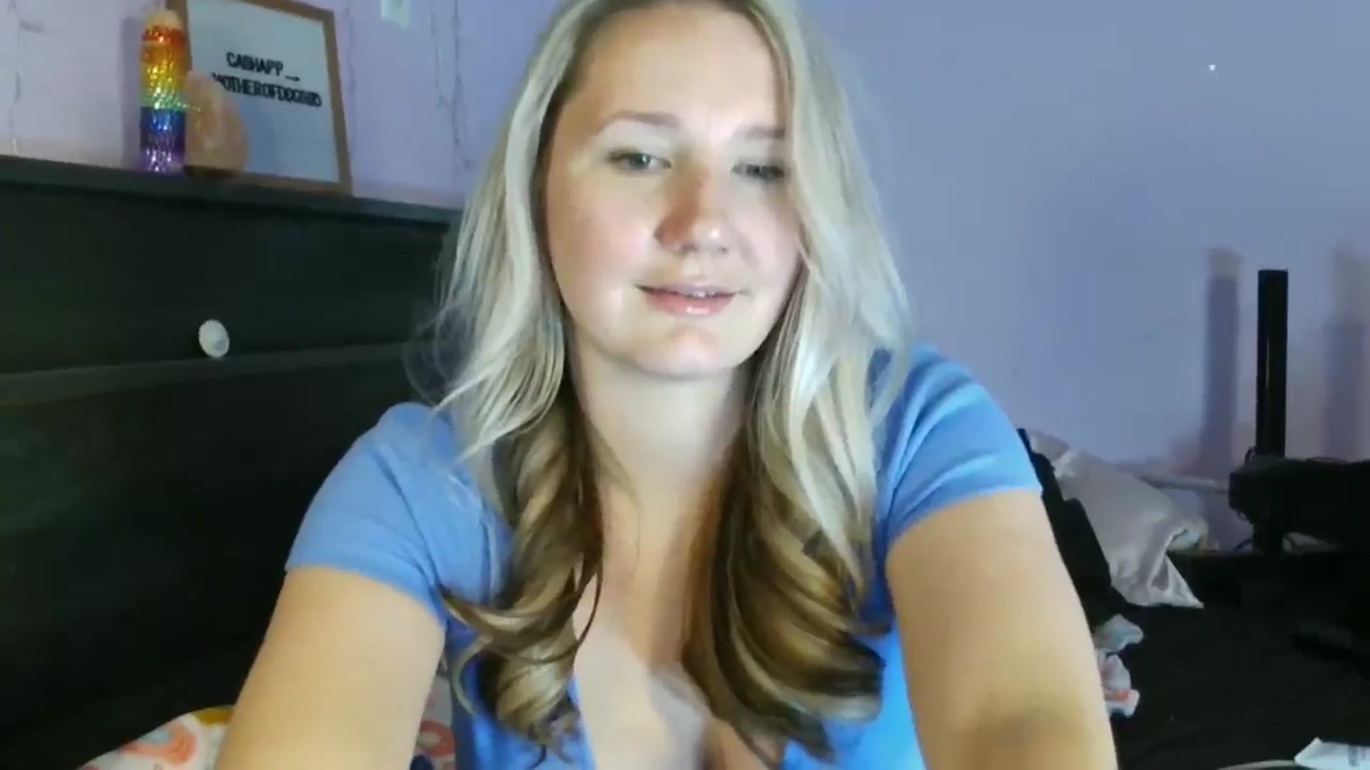 Gallery image thumbnail from EmmaHaze's myfreecams stream on, 03/19/2025, 05:11 image 20 of 20