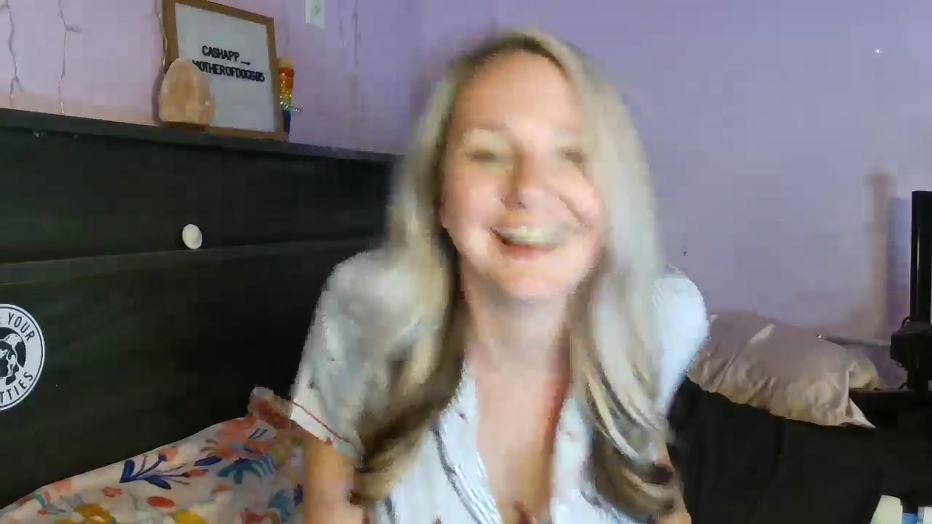 Gallery image thumbnail from EmmaHaze's myfreecams stream on, 03/20/2025, 05:42 image 17 of 20