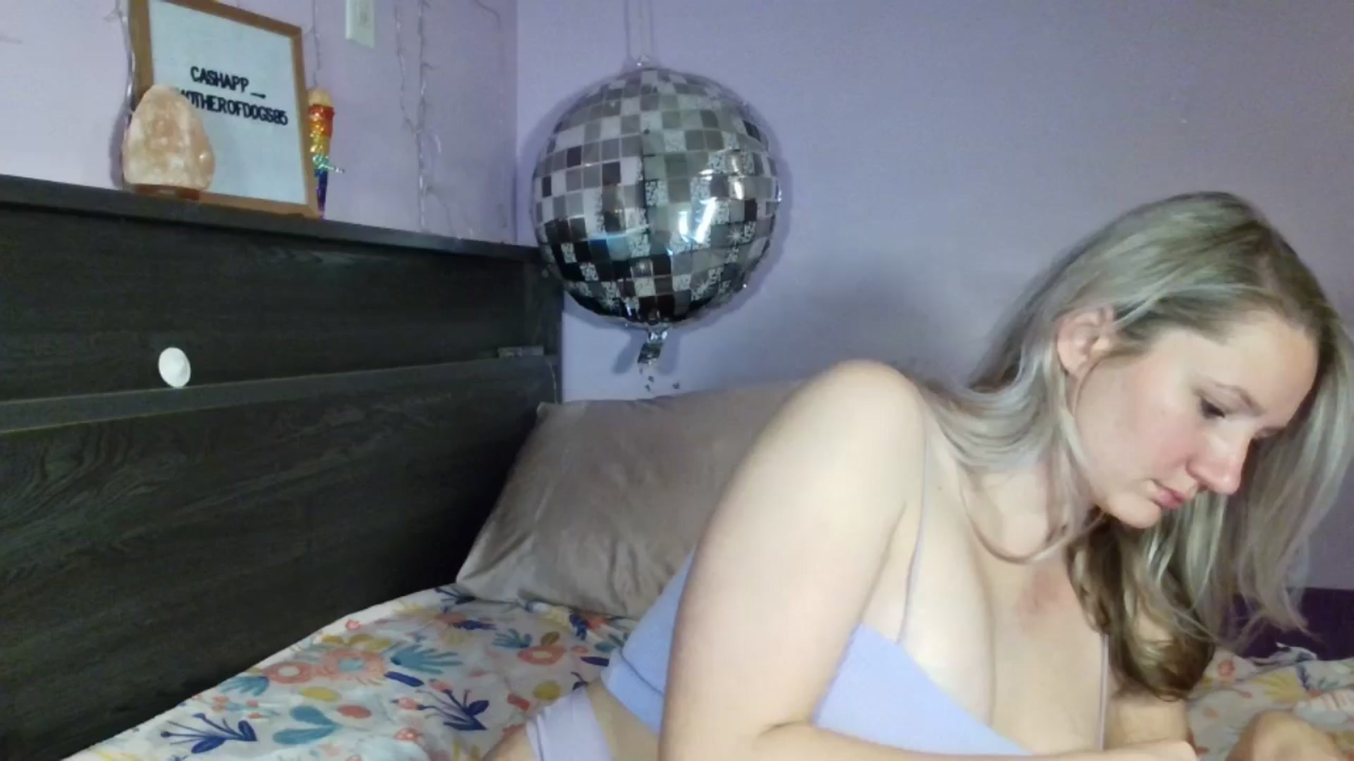 Gallery image thumbnail from EmmaHaze's myfreecams stream on, 03/24/2025, 02:31 image 20 of 20