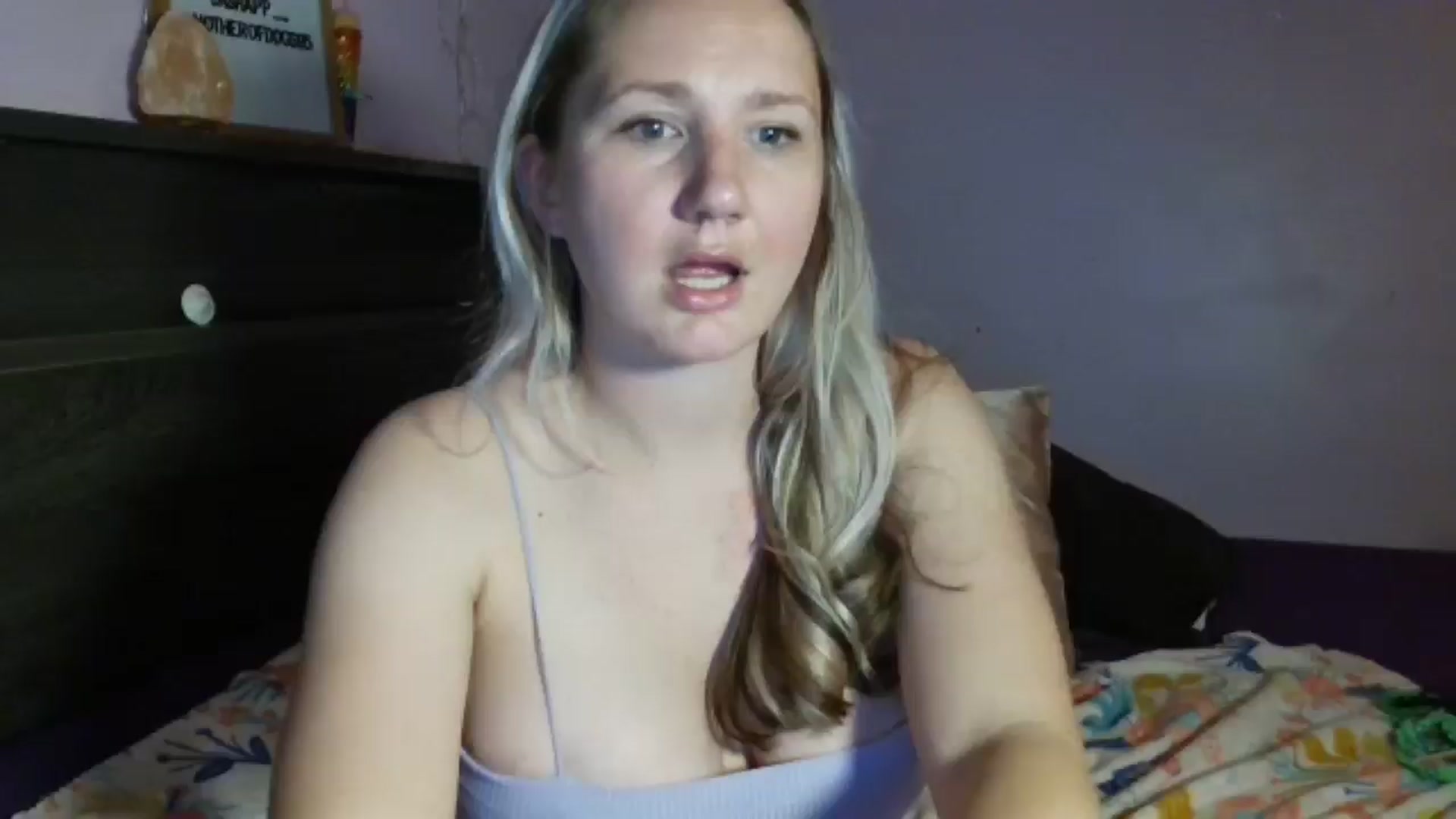 Gallery image thumbnail from EmmaHaze's myfreecams stream on, 03/24/2025, 06:29 image 11 of 20