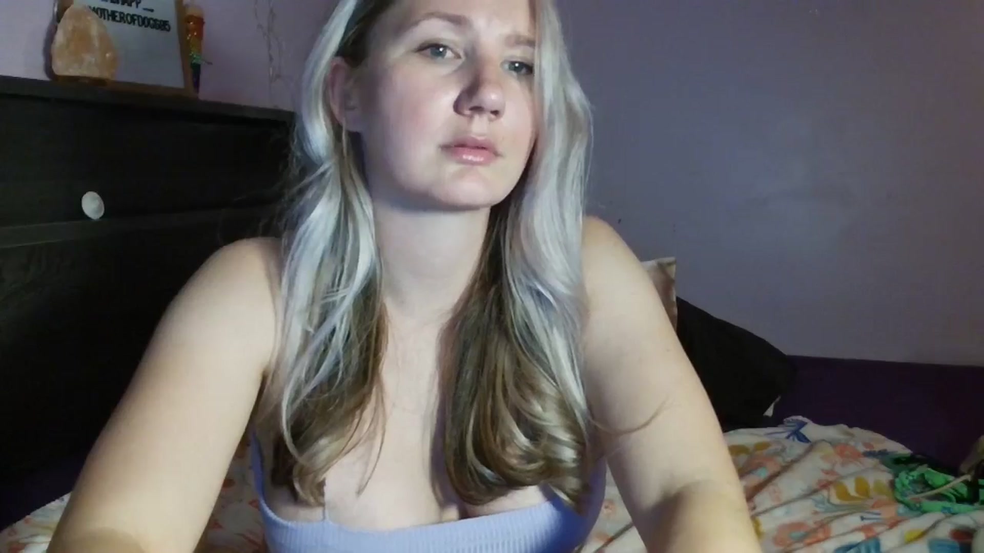 Gallery image thumbnail from EmmaHaze's myfreecams stream on, 03/24/2025, 06:29 image 5 of 20