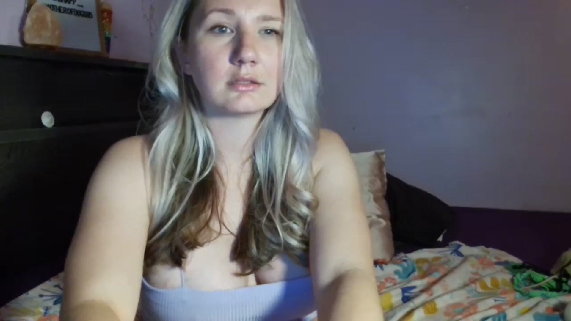 Gallery image thumbnail from EmmaHaze's myfreecams stream on, 03/24/2025, 06:29 image 7 of 20