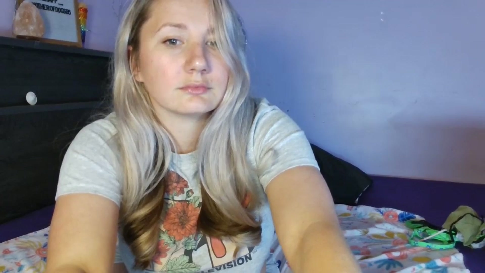 Gallery image thumbnail from EmmaHaze's myfreecams stream on, 03/25/2025, 04:59 image 4 of 20